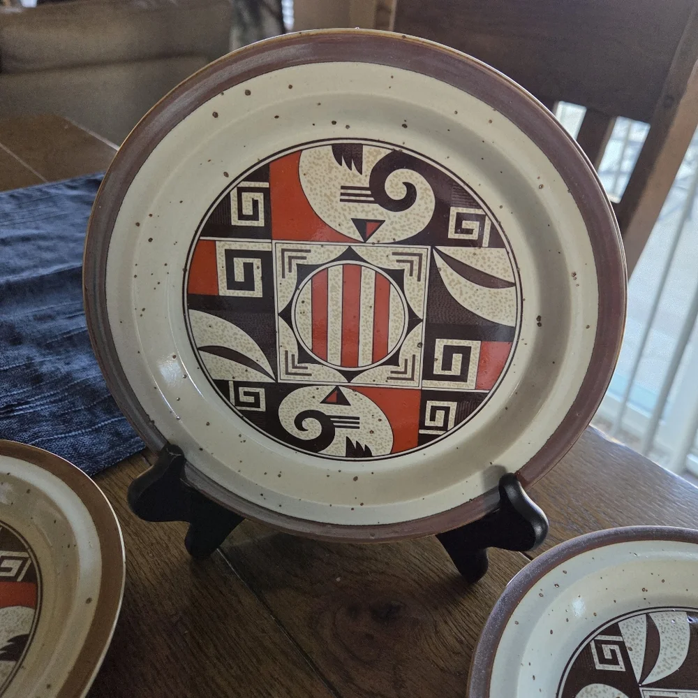 Vintage 70s Salad Plates (4) Stoneware